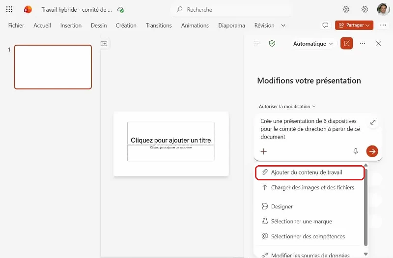 Menu + du volet Copilot dans PowerPoint avec l'option Ajouter du contenu de travail