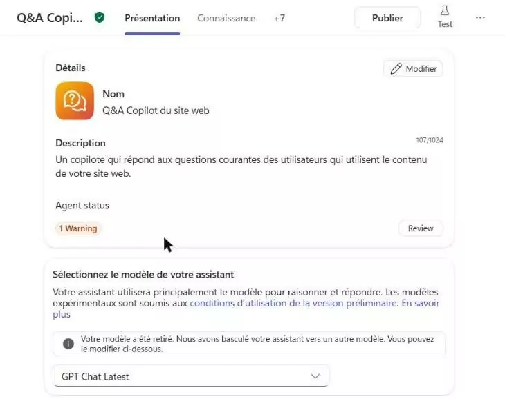 Page Présentation d'un agent Copilot Studio : carte Détails avec nom et description, et choix du modèle GPT Chat Latest