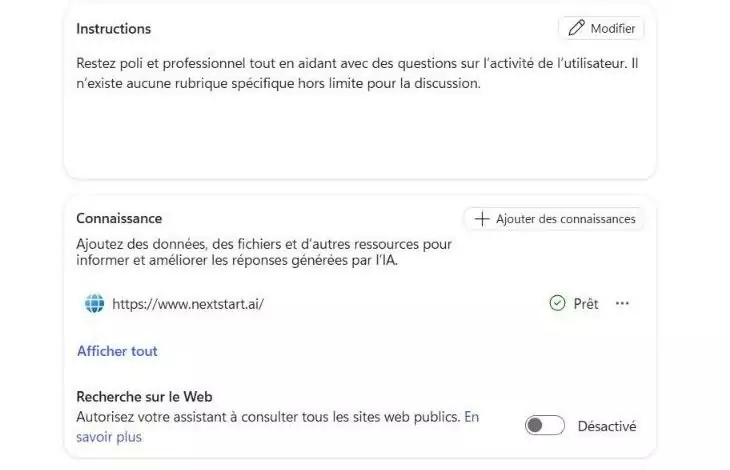 Cartes Instructions et Connaissance d'un agent Copilot Studio, avec un site web en source et la recherche sur le Web désactivée